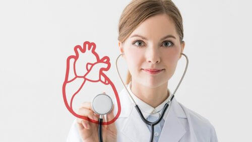 Pacientes com baixos níveis de potássio podem apresentar arritmias cardíacas