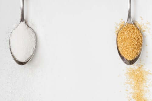 O açúcar mascavo é melhor do que o refinado?