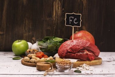 Qual é a diferença entre anemia e déficit de ferro?