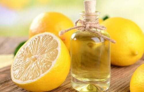 Óleo essencial de limão
