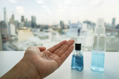 Qual tipo de desinfetante escolher para prevenir infecções virais?