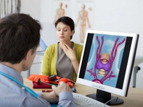 Mulher com problema na tireoide