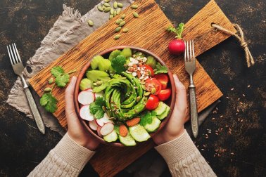5 saladas com abacate que você vai adorar