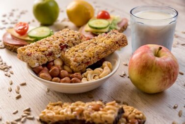 3 receitas para fazer barrinha de cereal caseira