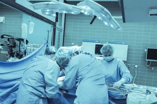 Cirurgia nos ouvidos