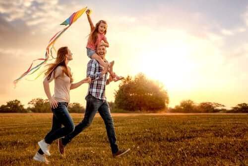 Família feliz no campo