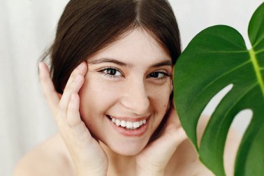 Como minimizar a presença de rugas naturalmente