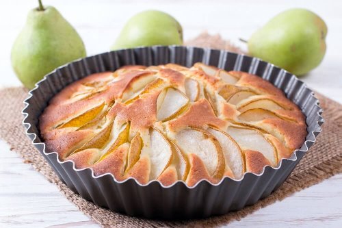 Como preparar uma torta de pera sem açúcar?