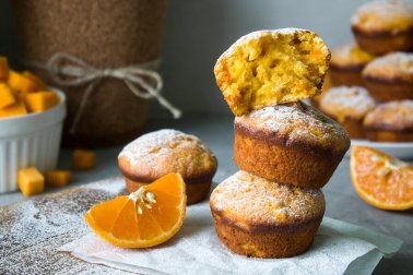 2 deliciosas receitas de madalenas de laranja