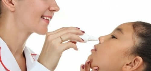 Lavagem com soro fisiológico