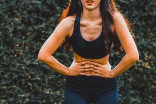 Dor lateral no abdômen durante o exercício: tudo que você precisa saber