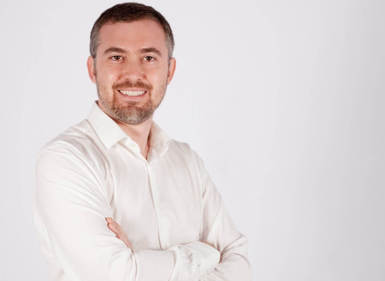 Entrevista com Manuel Antonio Fernández sobre a importância da neuropediatria