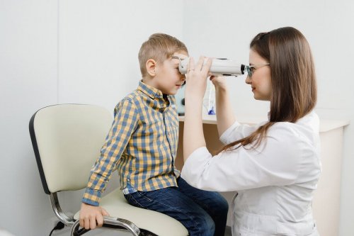 Retinoblastoma: sintomas, causas e tratamento