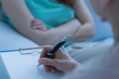 Mulher fazendo terapia