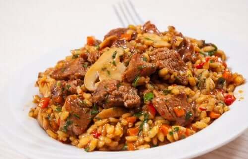 Arroz selvagem com frango