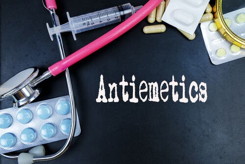 Antieméticos para prevenir náuseas e vômitos