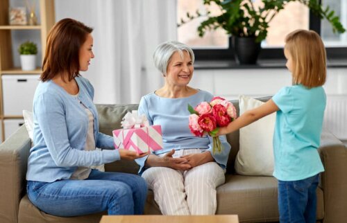 Qual é o papel da família no tratamento do Alzheimer?