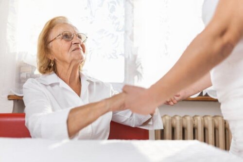 Oferecer apoio a um familiar com Alzheimer