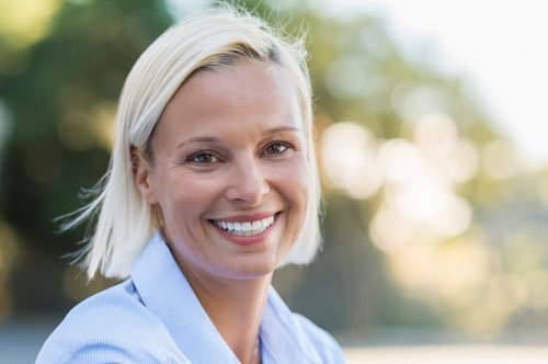 Como cuidar dos dentes no verão
