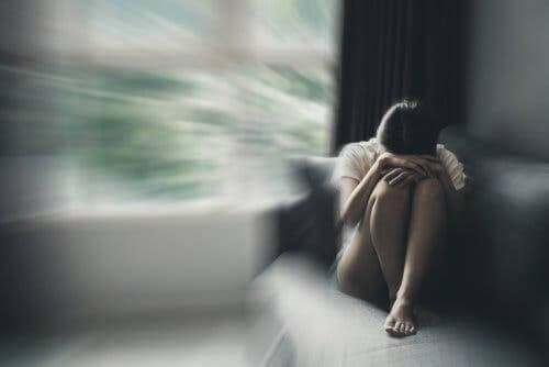 Mulher sofrendo de depressão