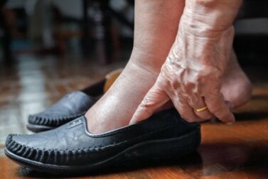 5 conselhos para aliviar as pernas inchadas pelo calor