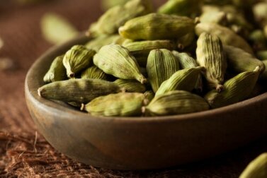Benefícios do cardamomo apoiados pela ciência