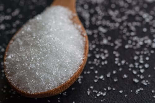 7 sinais de que você está consumindo açúcar em excesso