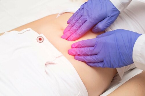Mulher com endometriose