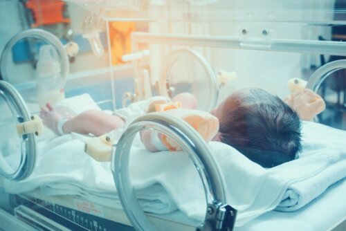 Bebê prematuro internado