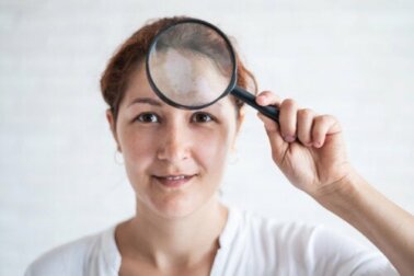 Manchas na pele do rosto: causas, tipos e tratamentos