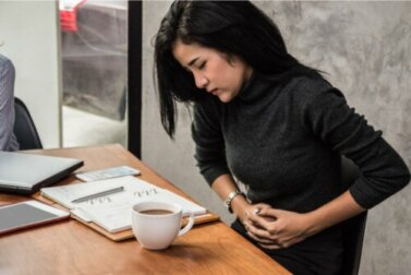 Quais são os sintomas da gastroenterite?