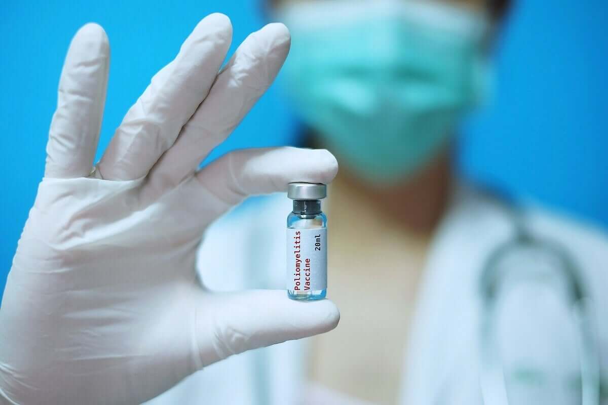 Vacina contra a poliomielite