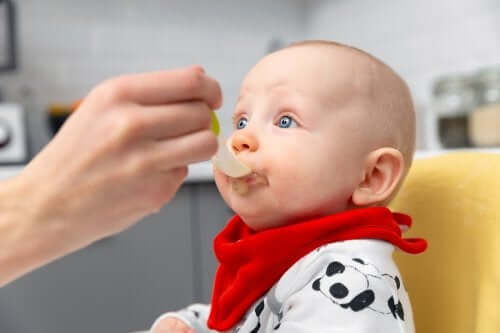 Diretrizes para a introdução alimentar dos bebês