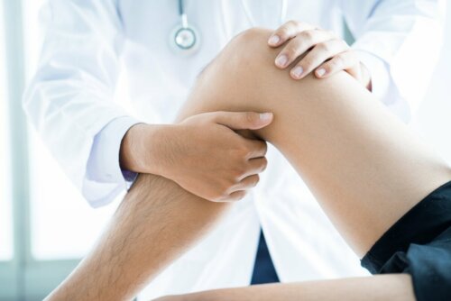 Fisioterapia para tratar edema ósseo