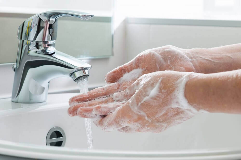 Lavar bem as mãos