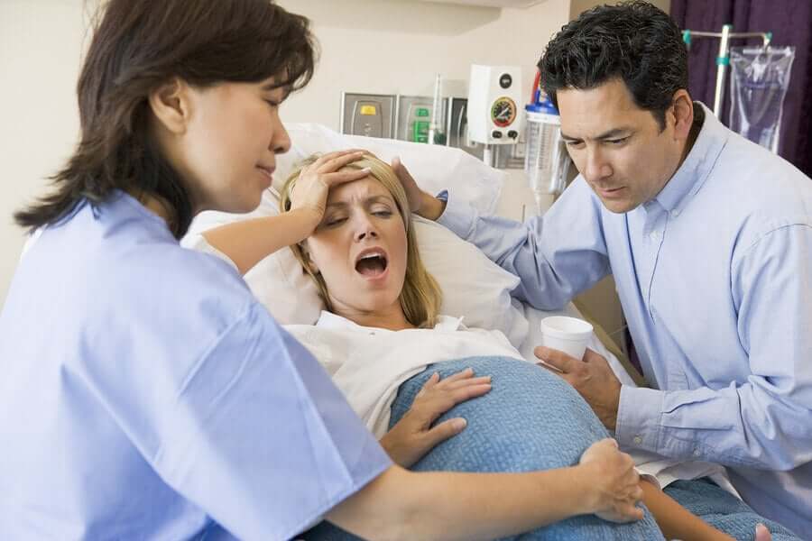 Mulher em trabalho de parto