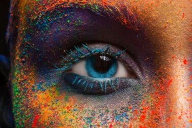 É possível mudar a cor dos olhos? Descubra verdades e mitos sobre o tema