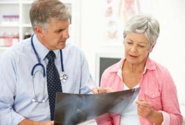 Osteoporose pós-menopausa: causas e tratamento