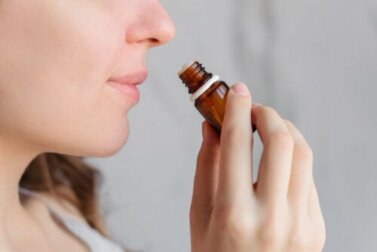 A aromaterapia ajuda a aliviar a dor menstrual?