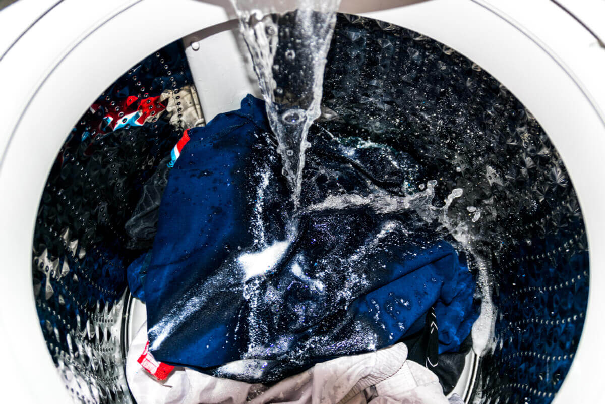 Lavar roupa na máquina