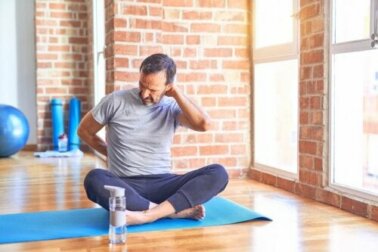 3 exercícios para evitar se você tiver uma hérnia de disco