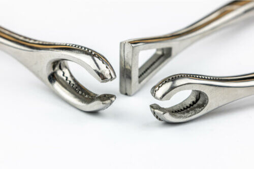 Ferramentas para colocar piercing