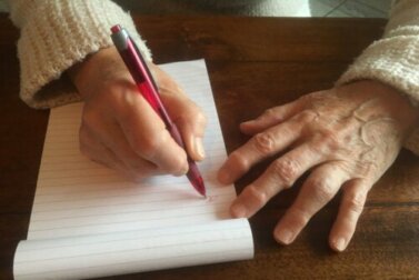 Calo do escritor: por que aparece e como tratá-lo?