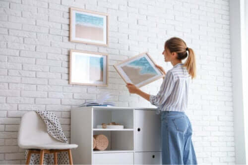 7 dicas para pendurar quadros sem estragar a parede