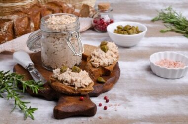 Como preparar um antepasto de atum?
