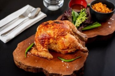 Comer frango assado é saudável?