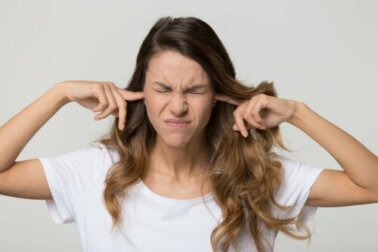 4 coisas que você nunca deve fazer com seus ouvidos