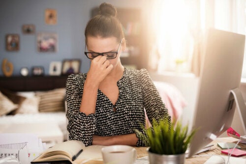 4 maneiras simples e eficazes de aliviar a dor de cabeça de sinusite