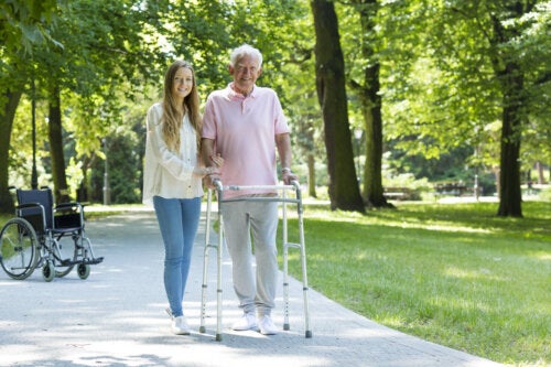 8 erros a evitar ao cuidar de idosos