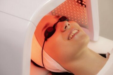 Fototerapia LED: usos, benefícios e cuidados